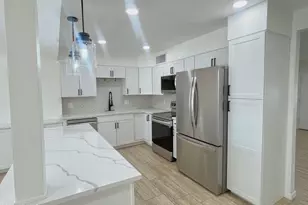 2401 E Meadowbrook Ave, Phoenix, AZ 85016 - Photo 10