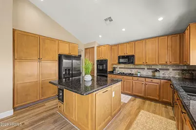 2540 E Hazeltine Way, Chandler, AZ 85249 - Photo 14