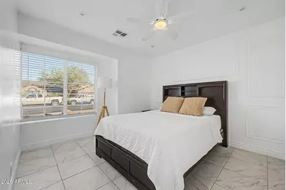 8740 W Keim Drive, Glendale, AZ 85305 - Photo 32