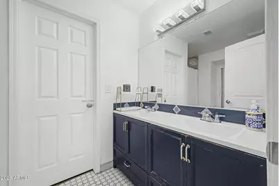 8740 W Keim Drive, Glendale, AZ 85305 - Photo 26