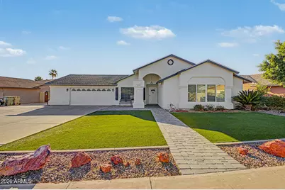 8740 W Keim Drive, Glendale, AZ 85305 - Photo 2