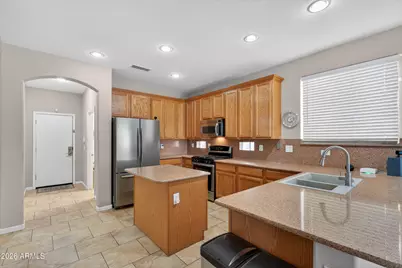 13849 W Lisbon Lane, Surprise, AZ 85379 - Photo 4