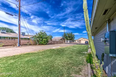 512 E Narramore Avenue, Buckeye, AZ 85326 - Photo 34