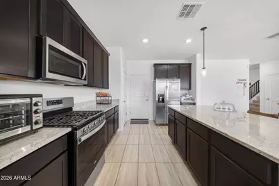 17831 W Oberlin Way, Surprise, AZ 85387 - Photo 8