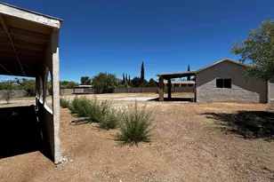 23895 W Cannon Dr, Congress, AZ 85332 - Photo 28