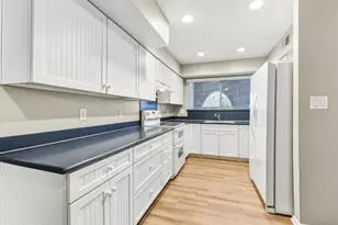4206 W Eva St, Phoenix, AZ 85051 - Photo 8