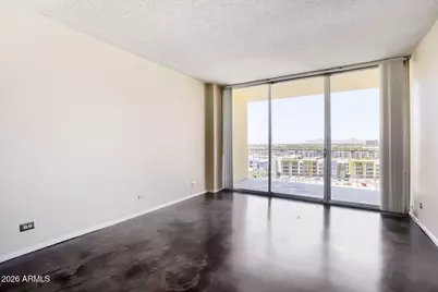 207 W Clarendon Avenue #F10, Phoenix, AZ 85013 - Photo 6