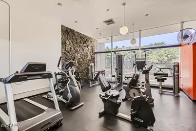 207 W Clarendon Avenue #F10, Phoenix, AZ 85013 - Photo 14