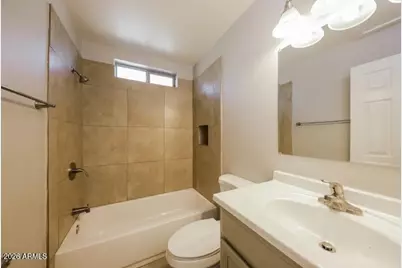9709 N 57th Avenue, Glendale, AZ 85302 - Photo 2