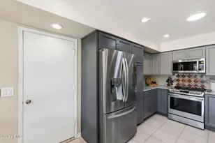 2107 E Alameda Dr, Tempe, AZ 85282 - Photo 18