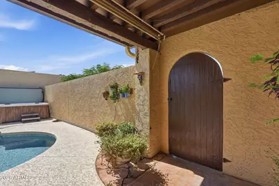 2107 E Alameda Drive, Tempe, AZ 85282 - Photo 2