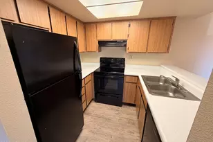 825 S River Dr, Tempe, AZ 85281 - Photo 8