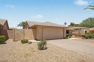 9808 W Behrend Dr, Peoria, AZ 85382 - Photo 4