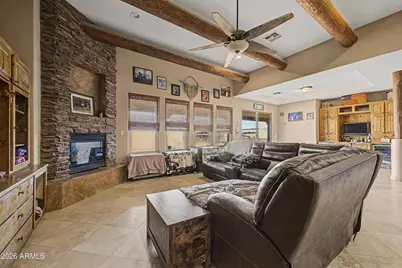 6205 S 195th Drive, Buckeye, AZ 85326 - Photo 8