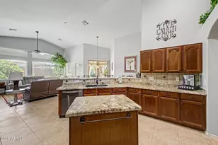 17967 W Stinson Dr, Surprise, AZ 85374 - Photo 10