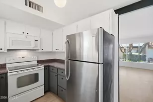 1320 E Bethany Home Rd, Phoenix, AZ 85014 - Photo 10