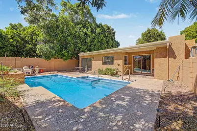 10640 N 11th Street, Phoenix, AZ 85020 - Photo 2