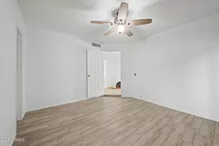 10640 North 11th St, Phoenix, AZ 85020 - Photo 12