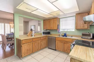 26213 S Lakewood Dr, Sun Lakes, AZ 85248 - Photo 10