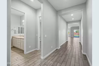 884 E Ladbroke Way, Gilbert, AZ 85297 - Photo 2