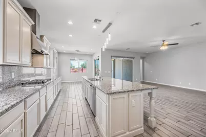 884 E Ladbroke Way, Gilbert, AZ 85297 - Photo 10