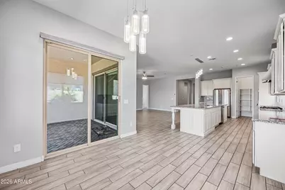 884 E Ladbroke Way, Gilbert, AZ 85297 - Photo 12