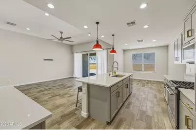 18912 N Salerno Court, Maricopa, AZ 85138 - Photo 4