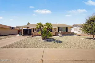10718 W El Capitan Cir, Sun City, AZ 85351 - Photo 1
