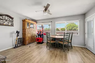 10718 W El Capitan Cir, Sun City, AZ 85351 - Photo 14