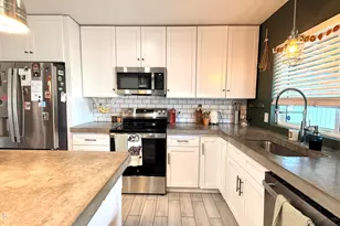 15604 N 59th Dr, Glendale, AZ 85306 - Photo 4