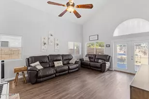21455 N 29th Dr, Phoenix, AZ 85027 - Photo 8