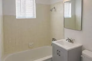 2512 W Ocotillo Rd, Phoenix, AZ 85017 - Photo 8