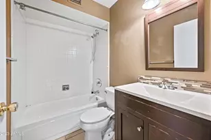 6830 E Paradise Ln, Scottsdale, AZ 85254 - Photo 14