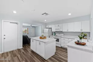 18029 N 35th Ave, Phoenix, AZ 85053 - Photo 16