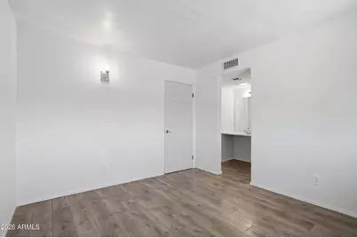 2724 W McLellan Boulevard #119, Phoenix, AZ 85017 - Photo 20