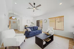 907 W Barbados Dr, Gilbert, AZ 85233 - Photo 2