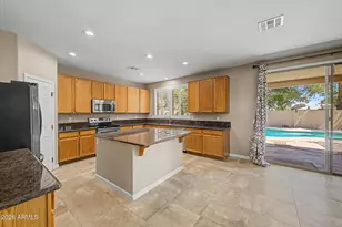 680 E Betsy Ln, Gilbert, AZ 85296 - Photo 18