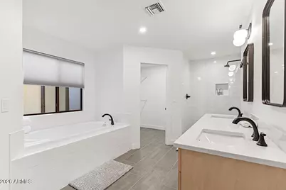 10434 N 82nd Place, Scottsdale, AZ 85258 - Photo 20