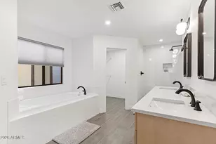 10434 N 82nd Pl, Scottsdale, AZ 85258 - Photo 20