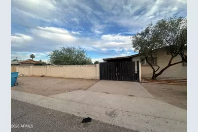 1419 N 28th Place, Phoenix, AZ 85008 - Photo 18