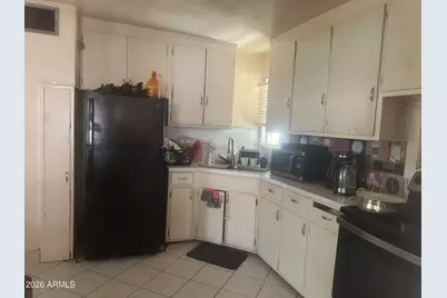 1419 N 28th Place, Phoenix, AZ 85008 - Photo 2