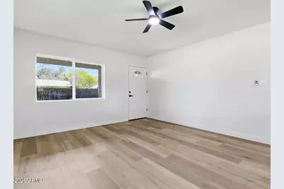 3144 N 34th Street, Phoenix, AZ 85018 - Photo 8