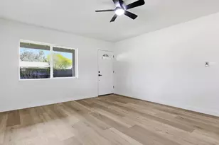 3144 N 34th St, Phoenix, AZ 85018 - Photo 8