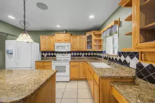 725 S Pasadena, Mesa, AZ 85210 - Photo 16