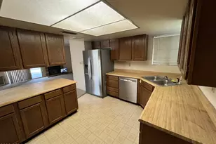 7957 W Glenrosa Ave, Phoenix, AZ 85033 - Photo 4