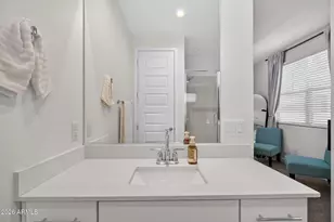 655 S Longspur Ln, Gilbert, AZ 85296 - Photo 22