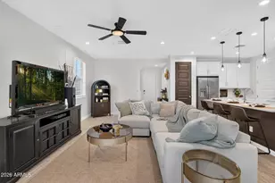 655 S Longspur Ln, Gilbert, AZ 85296 - Photo 18