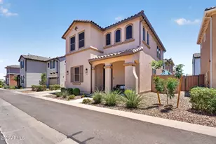 655 S Longspur Ln, Gilbert, AZ 85296 - Photo 10