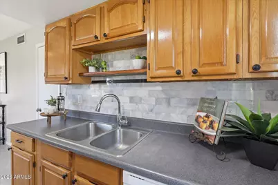 1006 E Redfield Road, Tempe, AZ 85283 - Photo 14