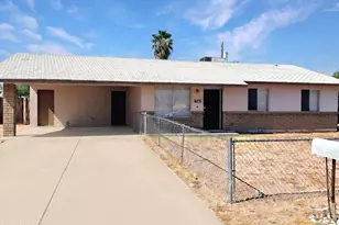 700 E Quail Ave, Apache Junction, AZ 85119 - Photo 1